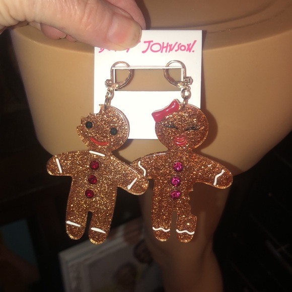 New Betsey Johnson Sparkly Gingerbread Earrings with rhinestones - Picture 10 of 13